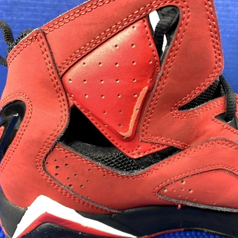 AIR JORDAN 7 TRUE FLIGHT Men`s Size 10.5 Red Black Basketball Shoes 342964-610